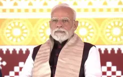 What new development projects did PM Modi inaugurate in Odisha?