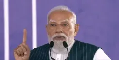 साणंद में PM मोदी ने किया भारत के तीसरे सेमीकंडक्टर प्लांट का उद्घाटन, चिप निर्माण में आत्मनिर्भरता को नई रफ्तार