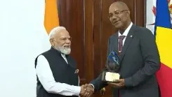 सेशेल्स का 'गार्डियन ऑफ द ब्लू होराइजन' सम्मान पाने पर PM मोदी को अमित शाह, राजनाथ सिंह और गडकरी ने दी बधाई