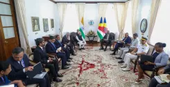 PM Modi Meets Seychelles President, Reviews Economic Partnership
