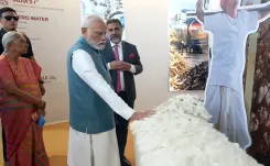 वाराणसी में PM मोदी ने अरविंद टेक्सटाइल मिल का उद्घाटन किया, नमो घाट पर IAF एयर शो में हुए शामिल
