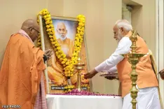 How Did PM Modi Honor Sree Narayana Guru's Legacy?