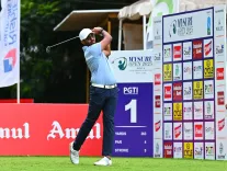 Who Are the Halfway Leaders of Poona Club Open?