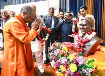 क्या पूरे देश ने अटल बिहारी वाजपेयी का मार्गदर्शन अभिभावक के रूप में लिया? : सीएम योगी