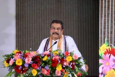Pradhan backs arts college in Sambalpur named after Murari Mishra