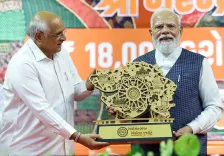 PM मोदी के 76वें जन्मदिन पर देशभर के मुख्यमंत्रियों की बधाइयों की बाढ़, गुजरात से नागालैंड तक शुभकामनाएं
