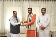 Pralhad Joshi Meets Nayab Saini, Shivraj in Chandigarh
