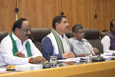 Pralhad Joshi Reviews Drought Preparedness in Dharwad