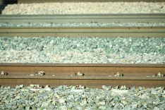 प्रयागराज में भीषण रेल दुर्घटना, तेज रफ्तार ट्रेन से पांच यात्रियों की हुई मौत