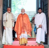 Did PM Modi Pray for the Well-being of Indians After Visiting Srisailam Temple?