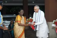 President Murmu arrives in Ekta Nagar for 72nd National Film Awards