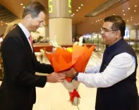 लिकटेंस्टीन के प्रिंस एलोइस मुंबई पहुंचे, PM मोदी से मंगलवार को द्विपक्षीय बैठक