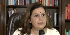 प्रियंका चतुर्वेदी का संसद गतिरोध पर केंद्र को घेरा: 'जवाबदेही से बच रहे हैं गृहमंत्री'