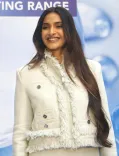 Did Priyanka Chopra, Parineeti and Kareena Kapoor Congratulate Sonam Kapoor on Her Second Pregnancy?