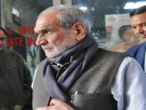 Why is Punjab BJP Condemning Congress for Celebrating Sajjan Kumar's Relief in 1984 Riots Case?