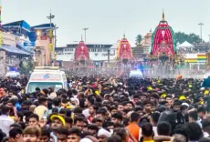 पुरी में रथ यात्रा का दूसरा दिन: भगवान जगन्नाथ निकले मौसी के घर, भक्तों का उत्साह चरम पर