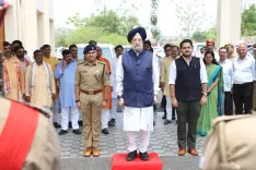 Puri Visits Sonbhadra, Revisits Eight-Year Bond with Aspirational District