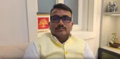 भाजपा पूर्व पार्षद विश्वजीत त्रिपाठी सपा में शामिल, बोले— 'भाजपा हाईजैक हो चुकी है, ब्राह्मण बनाएंगे अखिलेश की सरकार'