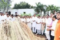 क्या नोएडा में पूर्व मंत्री हरीश चंद्र भाटी के बेटे का डेंगू से निधन हुआ?