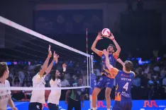 Did Mumbai Meteors Secure Their Final Spot with a Commanding Win over Goa Guardians?