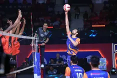 Can Mumbai Meteors Continue Their Dominance Over Hyderabad Black Hawks in PVL 2025?