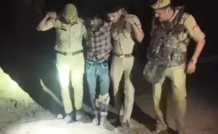 रायबरेली में 'ऑपरेशन लंगड़ा': मुठभेड़ में 50 हजार का इनामी बदमाश नजमुद्दीन गिरफ्तार