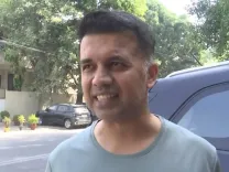 राघव चड्ढा के भाजपा में जाने पर विपक्ष का हमला — 'दलतोड़ राजनीति' पर उठे सवाल