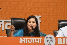 बांसुरी स्वराज का राहुल गांधी पर हमला: 'पितृसत्ता खत्म करो' नारा महज राजनीतिक दिखावा