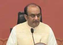 सुधांशु त्रिवेदी का राहुल गांधी पर तीखा पलटवार: 'कांग्रेस भारतीय राजनीति की भस्मासुर'