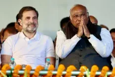Rahul Gandhi, Kharge honour BSF personnel on Raising Day, commend their dedication & courage