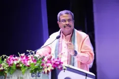 राहुल गांधी पर धर्मेंद्र प्रधान का पलटवार, 'कांग्रेस बांग्लादेशी घुसपैठियों की आड़ में जीत चाहती है' 