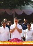 Rahul Gandhi pays tribute to Lal Bahadur Shastri on birth anniversary