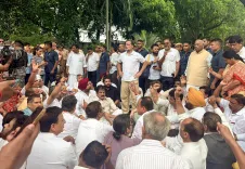 Rahul, Priyanka Gandhi sit-in near PM Modi's home over NEET paper leaks