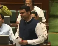 फडणवीस का राज ठाकरे पर तंज: 'स्टैंड-अप कॉमेडी में होते तो किसी कॉमेडियन का मार्केट न बचता'