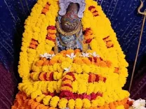 क्या राजस्थान में माता के ऐसे मंदिर हैं, जहां मां की कृपा से लकवे के मरीज स्वस्थ होते हैं?