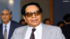 राजेंद्र यादव जयंती: बचपन के हादसे से टूटी टांग, कलम से बनाई अमर पहचान