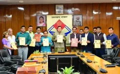 राजकीय मेडिकल कॉलेज देहरादून और हल्द्वानी में तीमारदारों के लिए बनाए जाएंगे विश्राम गृह, एमओयू पर हस्ताक्षर