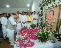 Rajnath Singh pays tribute at Satyavati Mishra's trayodashi