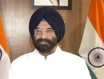 राजौरी गार्डन में सड़क निर्माण शुरू, मनजिंदर सिंह सिरसा ने केजरीवाल पर साधा निशाना