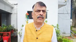 राम मंदिर CEO जितेंद्र मिश्रा की नियुक्ति पर कांग्रेस के सवाल, वीएचपी और किरण बेदी ने किया स्वागत