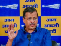 राम मंदिर चढ़ावा विवाद: केजरीवाल का आरोप — 'ताकतवर लोगों को बचाया जा रहा है, जांच महज दिखावा'