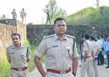 रांची पुलिस मुठभेड़: चेन स्नैचिंग गिरोह का सरगना रंगीला गोली लगने से घायल, तीन गिरफ्तार