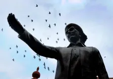 देश ने जलियांवाला बाग के शहीदों को किया याद, राष्ट्रपति और पीएम ने दी श्रद्धांजलि