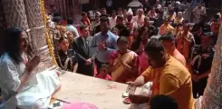 राष्ट्रपति द्रौपदी मुर्मू ने वृंदावन के ठाकुर बांके बिहारी मंदिर में किए दर्शन