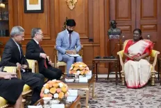 राष्ट्रपति द्रौपदी मुर्मू से मिले सिंगापुर के उप प्रधानमंत्री, जानिए क्या हुई बात? 