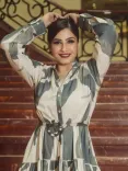 क्या रवीना टंडन ने 17 साल की उम्र में बॉलीवुड में डेब्यू कर पर्दे की क्वीन बन गईं?