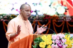 How many suggestions did CM Yogi Adityanath receive on 'Viksit Uttar Pradesh'?