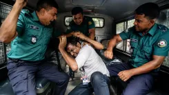 Bangladesh journalist Bulbul Hossain beaten by police in Dhaka van, rights group demands probe