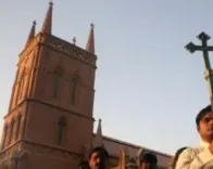 Why is church vandalism in Pakistan being condemned by rights groups?