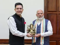 PM मोदी के जन्मदिन पर रिजिजू बोले — 'विकसित भारत' की राह पर तेज़ी से आगे बढ़ रहा भारत